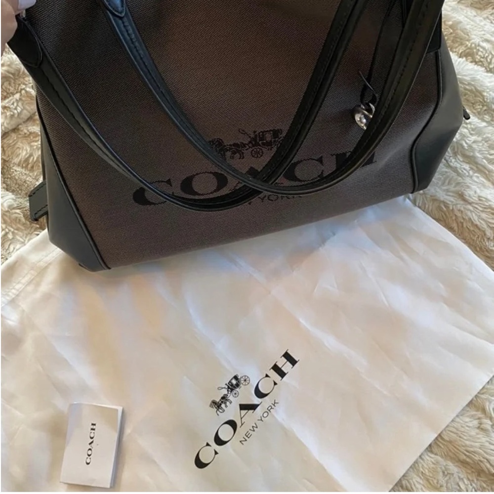 Coach Limited Edition Dalton 31 Horse & Carriage Jacquard Medium Shoulder Bag - Picture 3 of 13